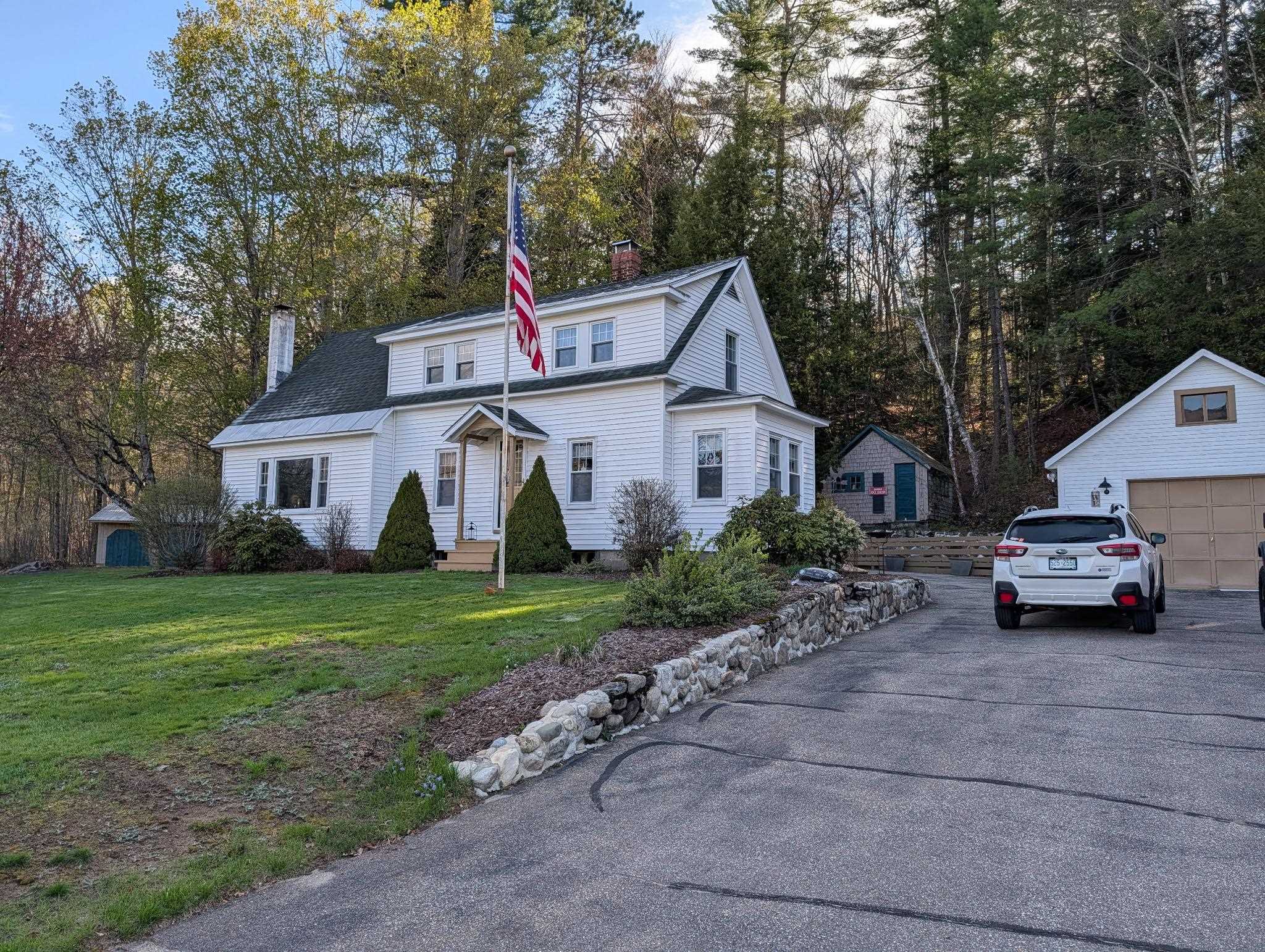 819 Eastside Road North Woodstock, NH 03262 - Photo 2 of 44