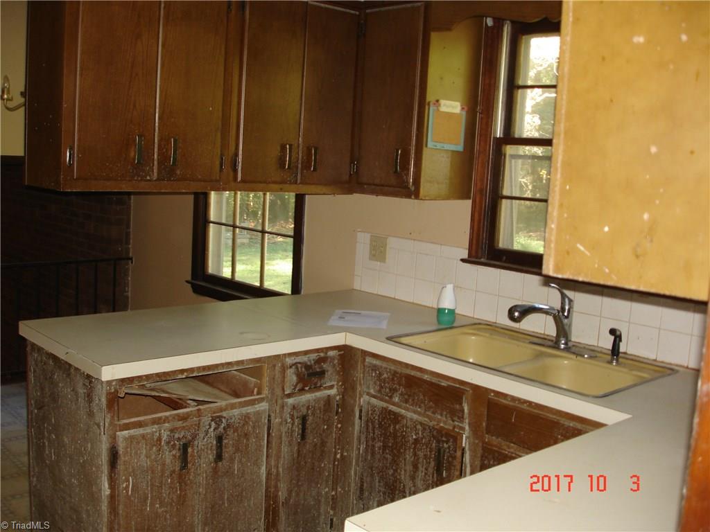 6520 El Rancho Drive Rural Hall, NC 27045 - Photo 6 of 11