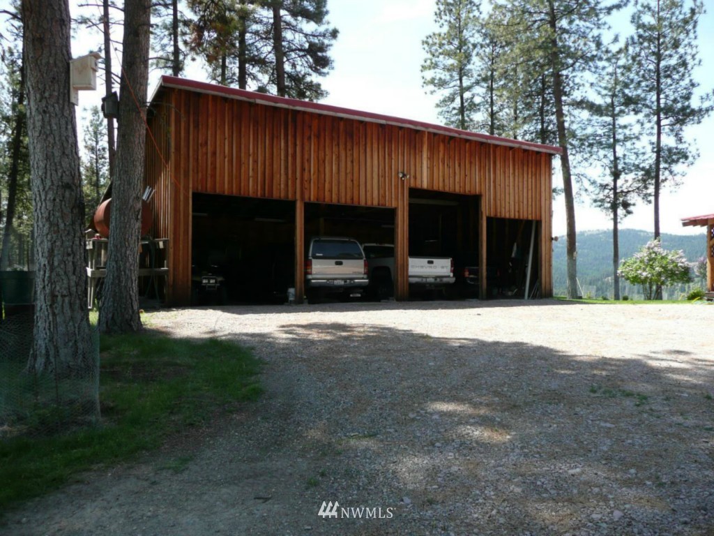 71 Mountain View Road Republic, WA 99166 - Photo 3 of 6
