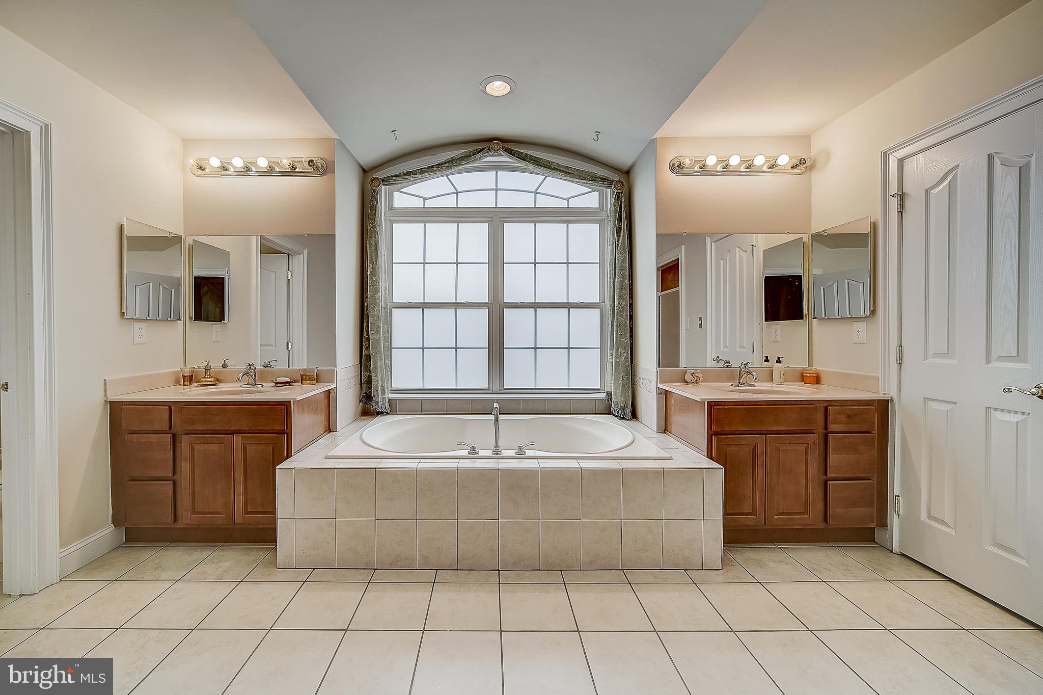 157 Tara Run Road Swedesboro, NJ 08085 - Photo 27 of 57 Gallery Image 27
