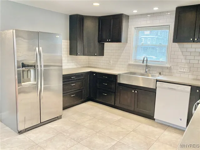 $1,950 | 143 Cottage Street, Buffalo, NY 14201