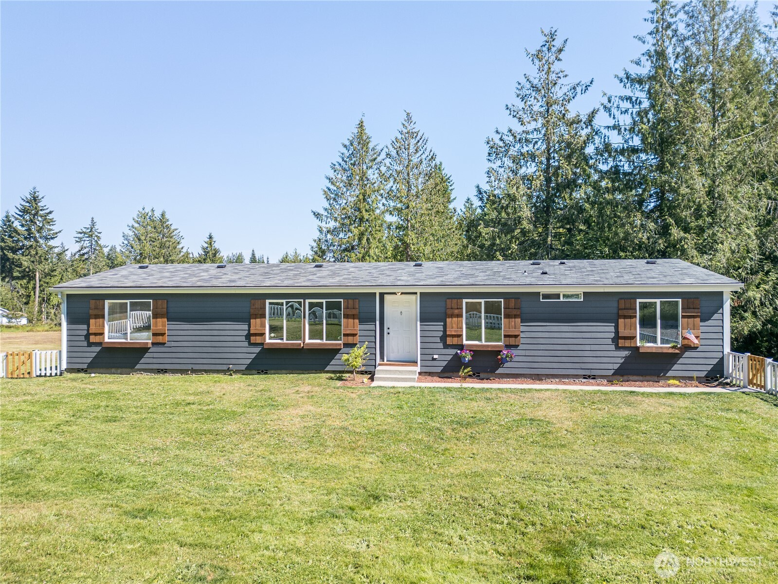 101 Robinson Road Port Angeles, WA 98362 - Photo 1 of 40 Gallery Image 1