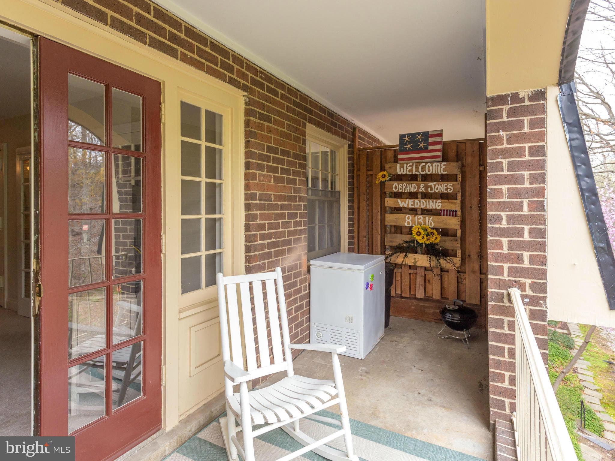 5907 Noblestown Road, Unit 70 Springfield, VA 22152 - Photo 26 of 30 Exterior (Rear)