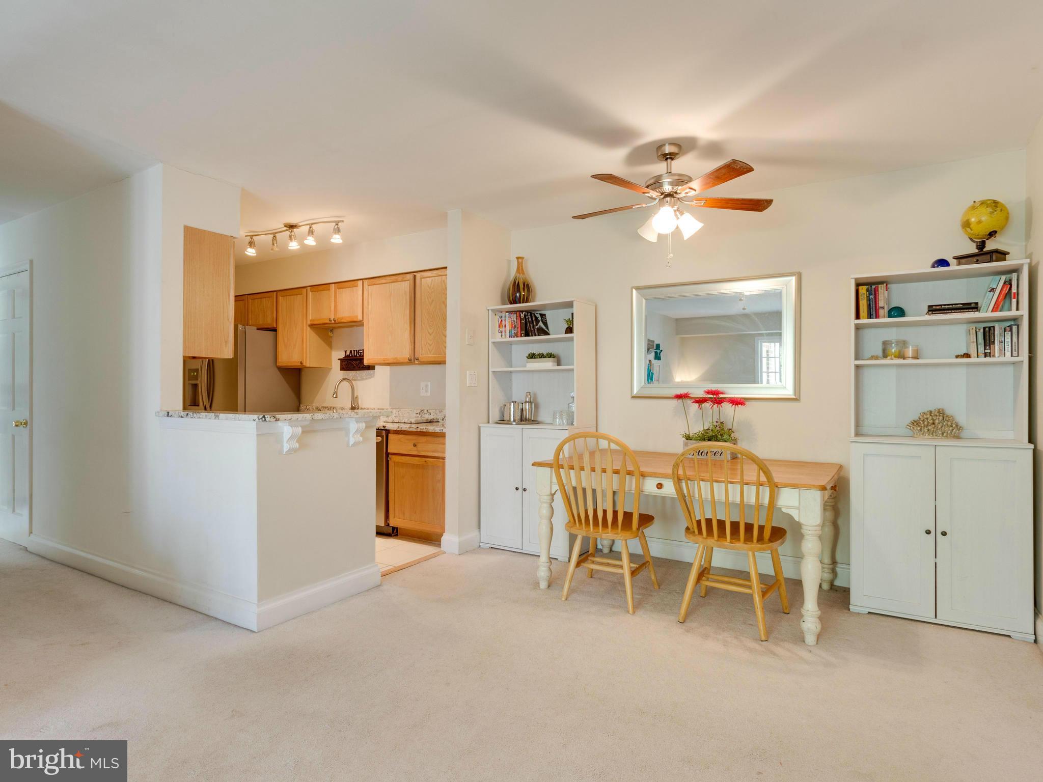 5907 Noblestown Road, Unit 70 Springfield, VA 22152 - Photo 9 of 30 Dining Room
