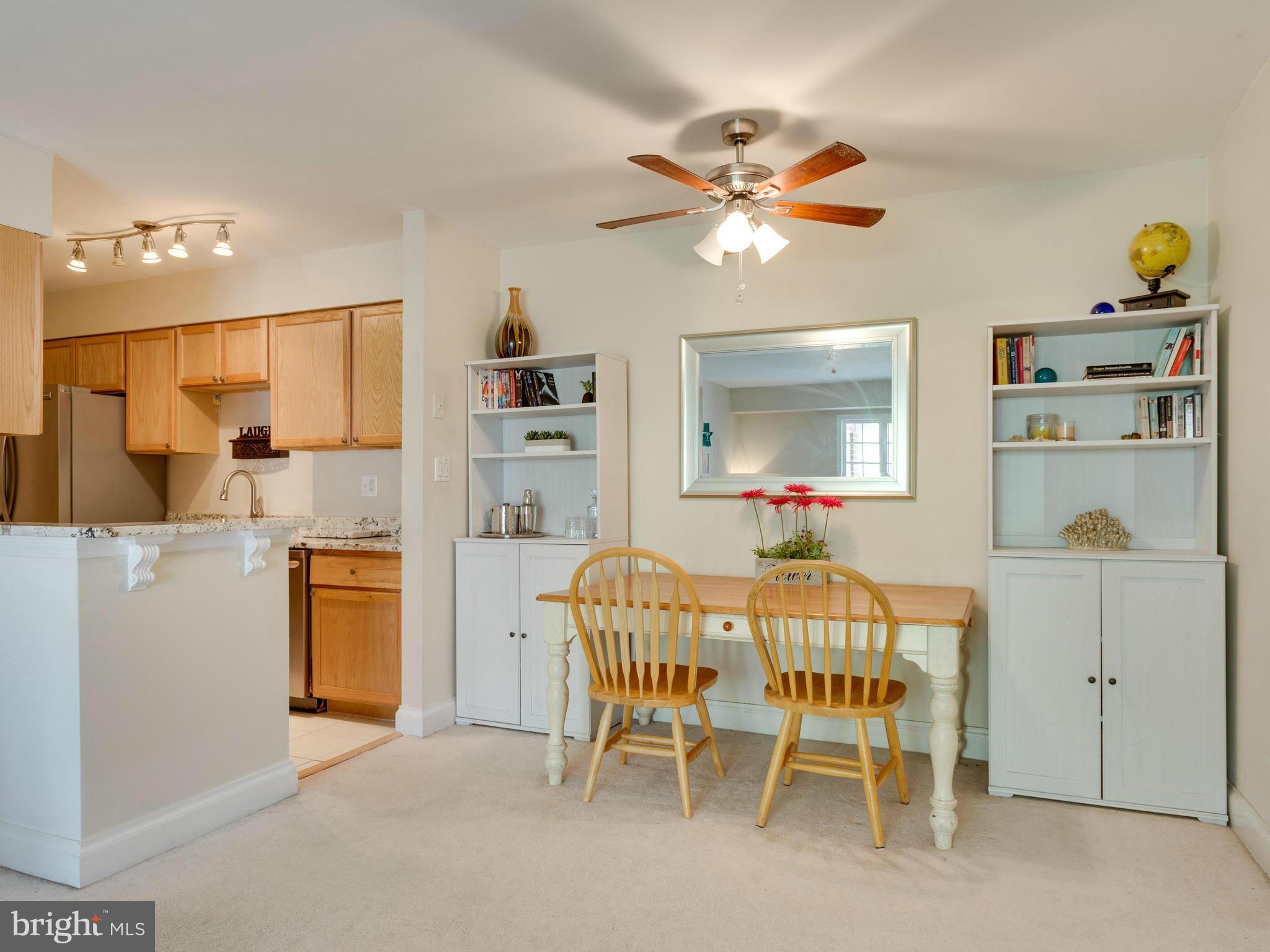 5907 Noblestown Road, Unit 70 Springfield, VA 22152 - Photo 10 of 30 Dining Room