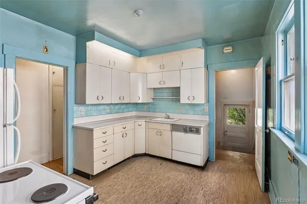 $1,100,000 | 719 South Race Street, Denver, CO 80209