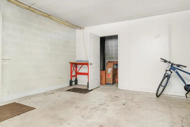 a view of a storage & utility room