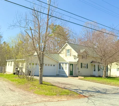 $299,950 | 277 South Street, Hartford, VT 05088