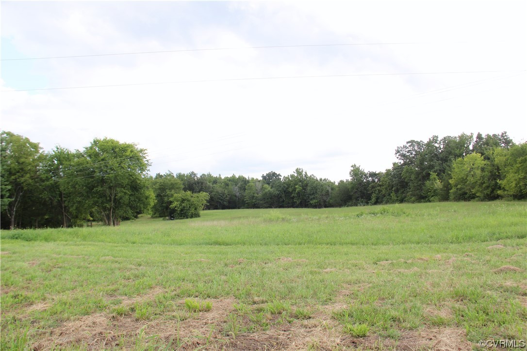 132 Carter Road Cumberland, VA 23040 - Photo 15 of 45 a view of grassy field with trees