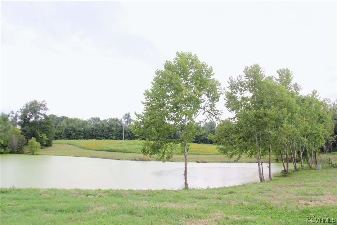 132 Carter Road Cumberland, VA 23040 - Photo 16 of 45 a view of a park