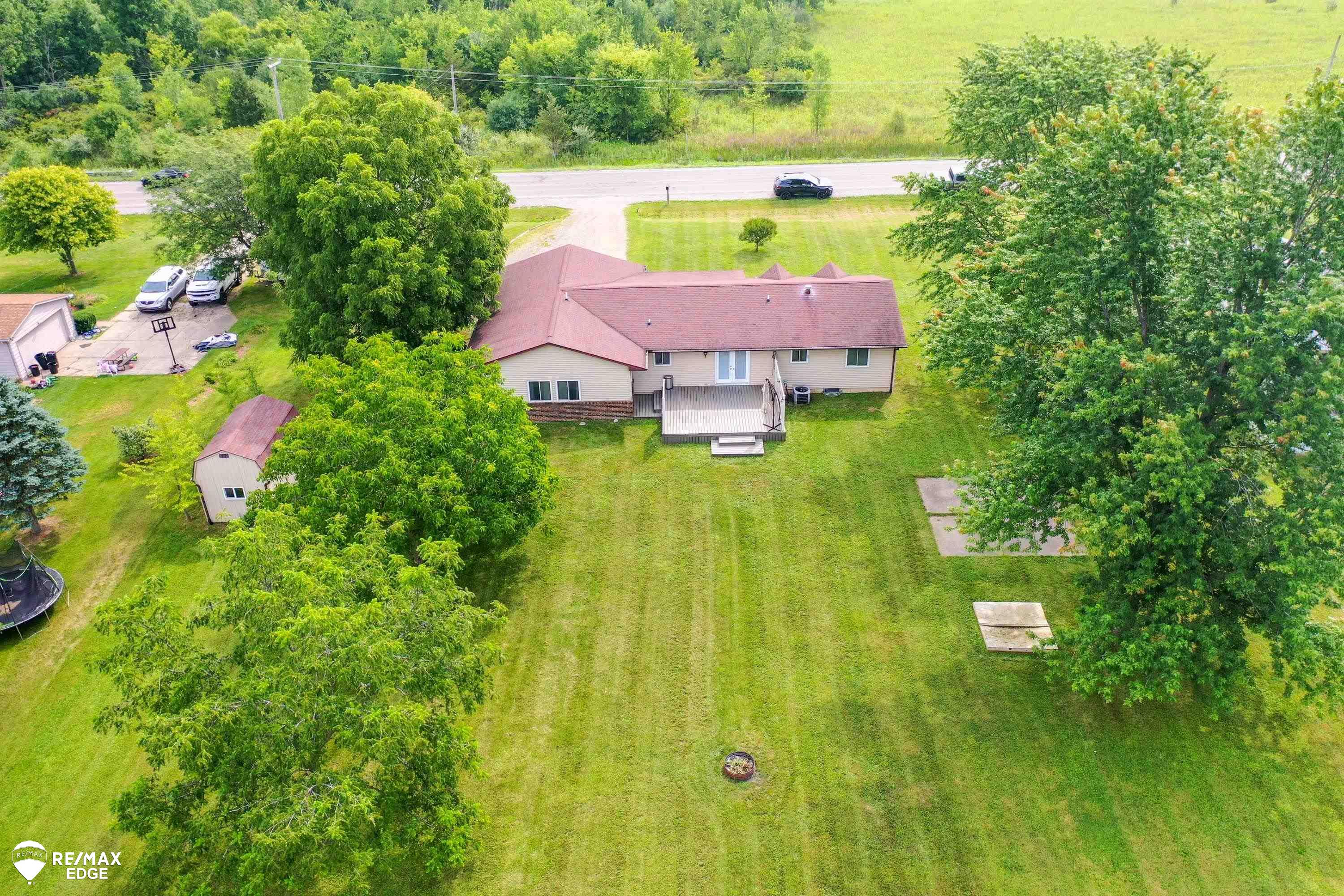 7457 North Linden Road Mount Morris, MI 48458 - Photo 38 of 42 50117937-37.JPG