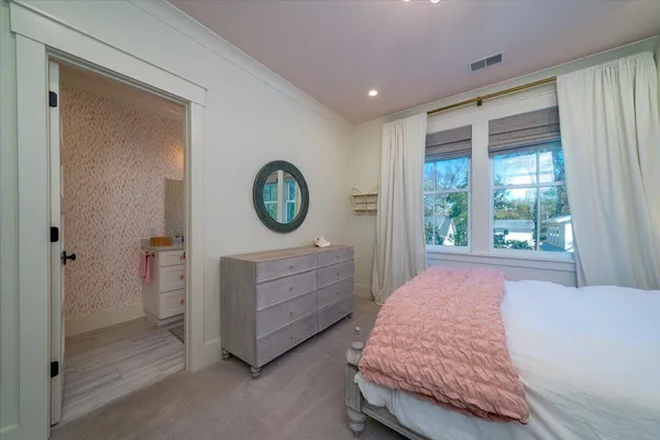 $14,000 | 953 Cliffwood Drive, Mount Pleasant, SC 29464