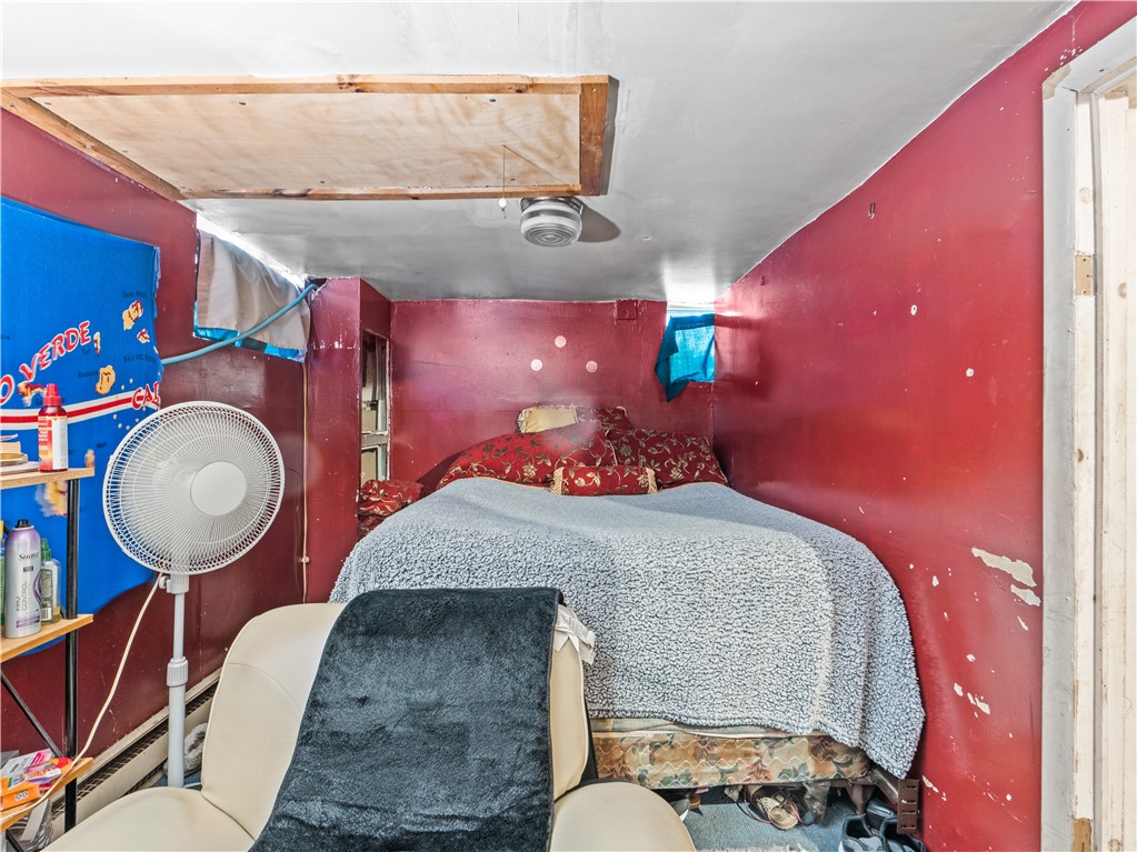 62 Fisk Street Providence, RI 02905 - Photo 12 of 18