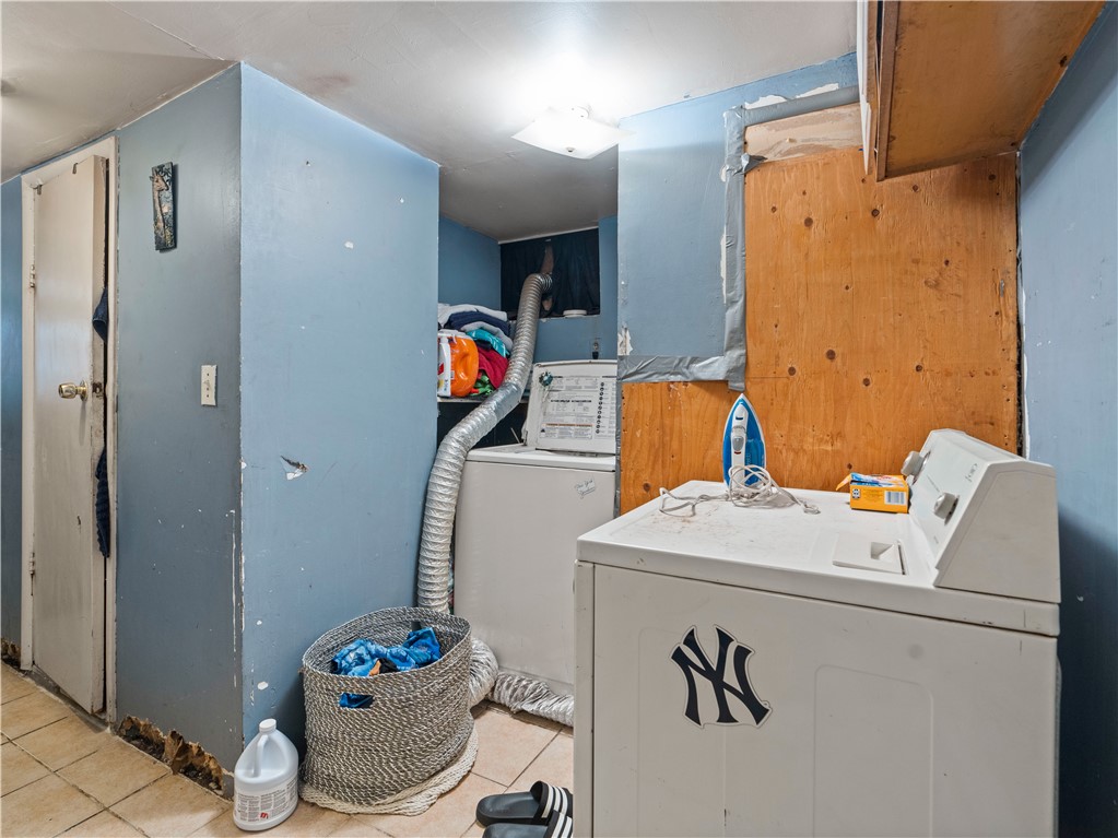 62 Fisk Street Providence, RI 02905 - Photo 15 of 18