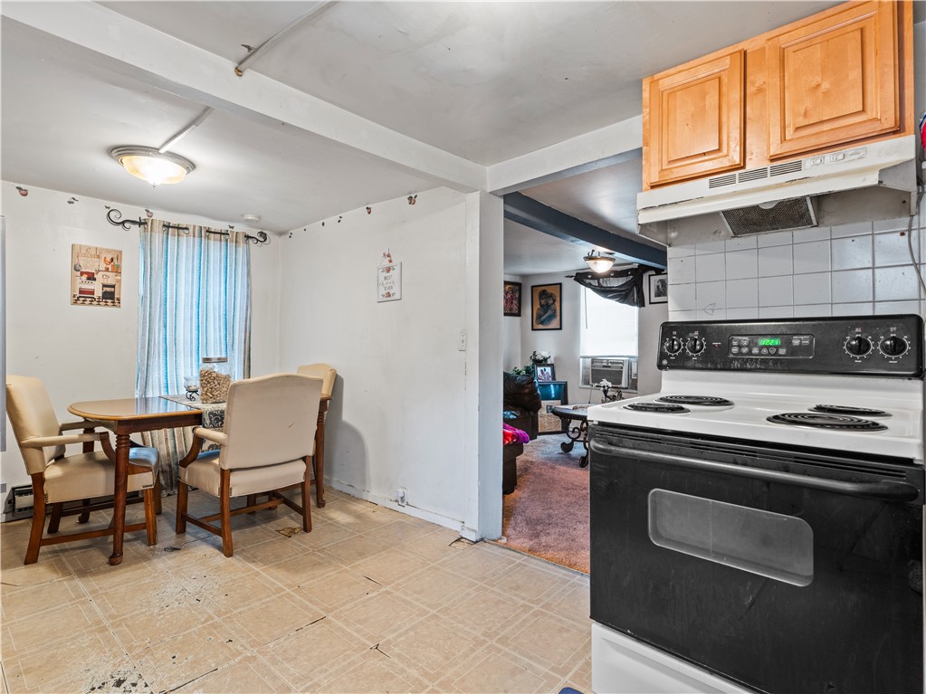 62 Fisk Street Providence, RI 02905 - Photo 5 of 18