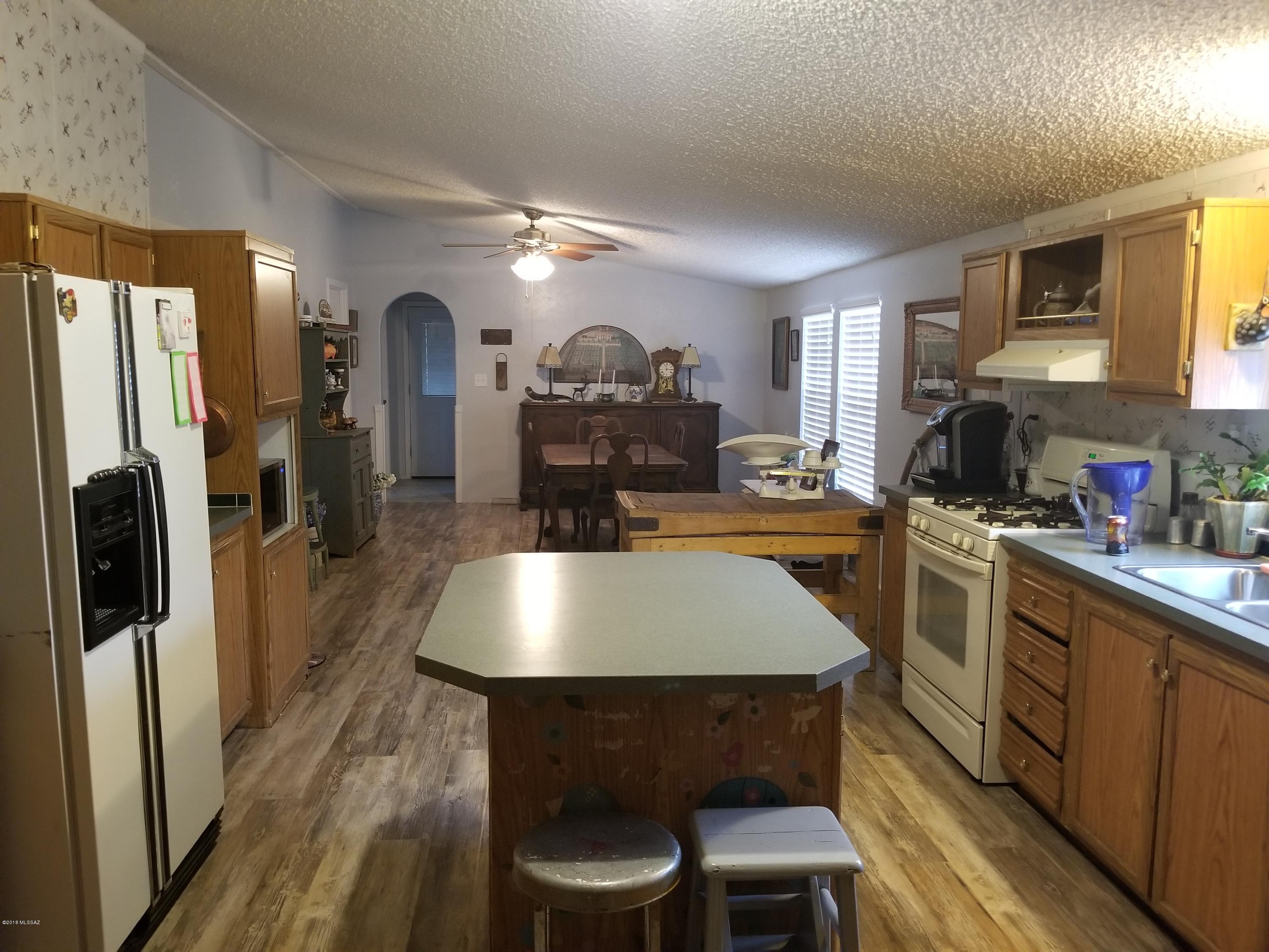 12445 West Emigh Road Tucson, AZ 85743 - Photo 2 of 27 Gallery Image 2
