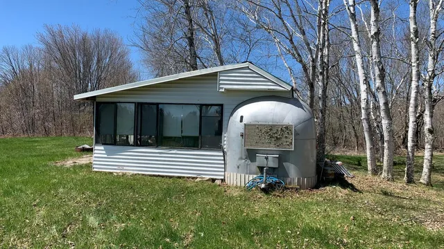 $25,000 | 38 Island Farm Road, Levant, ME 04456