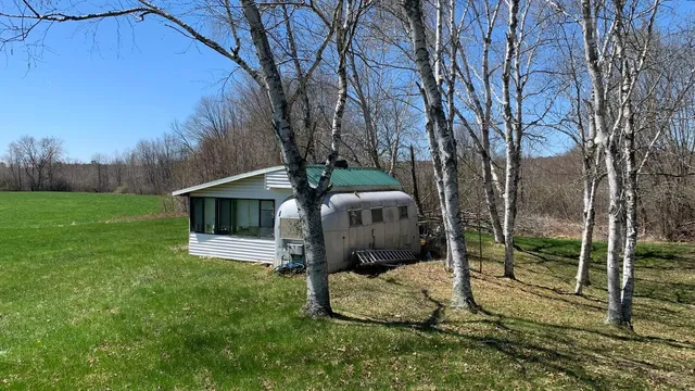$25,000 | 38 Island Farm Road, Levant, ME 04456