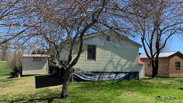 $25,000 | 38 Island Farm Road, Levant, ME 04456