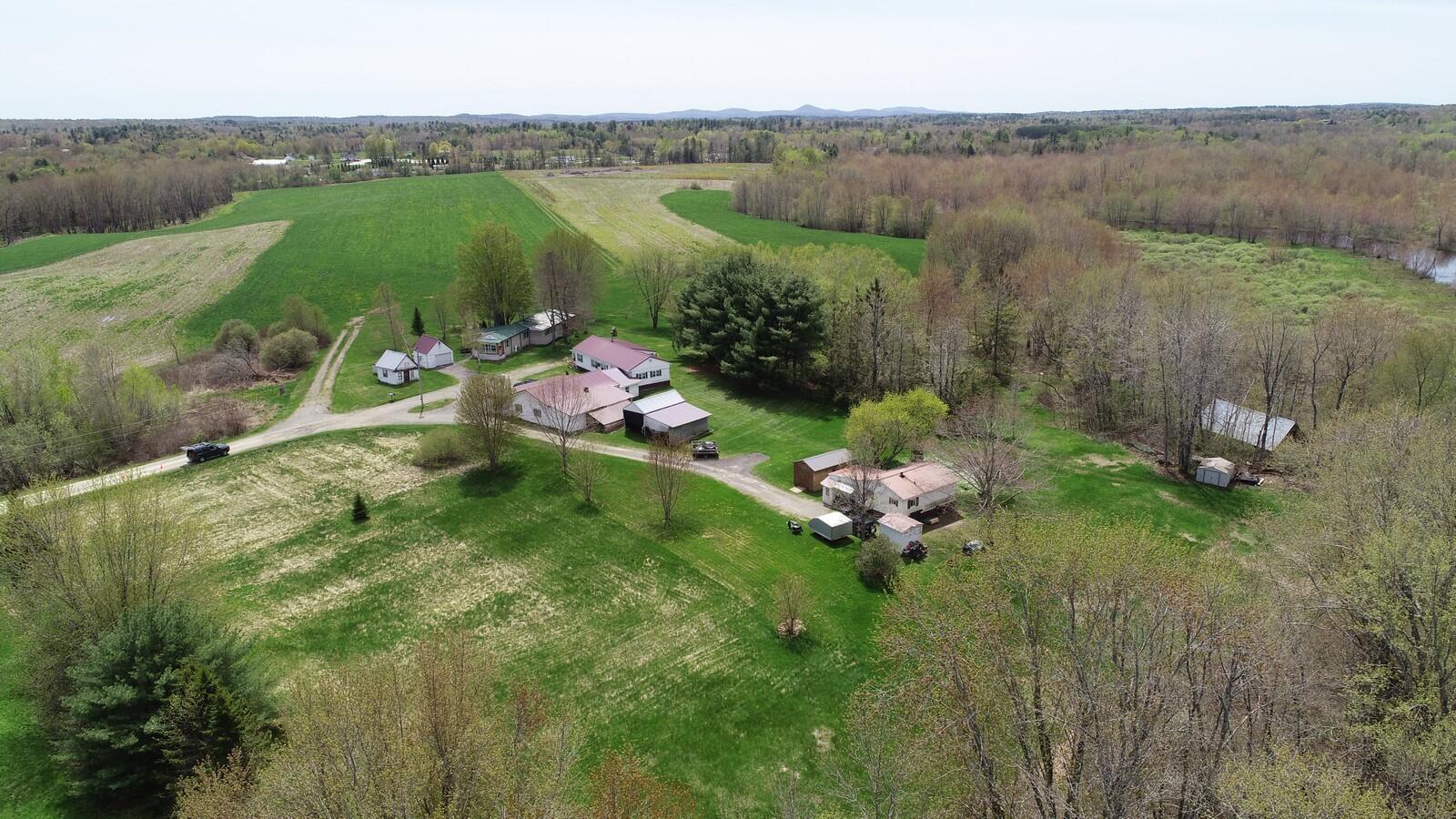 38 Island Farm Road Levant, ME 04456 - Photo 5 of 50 AP25054LevantME05