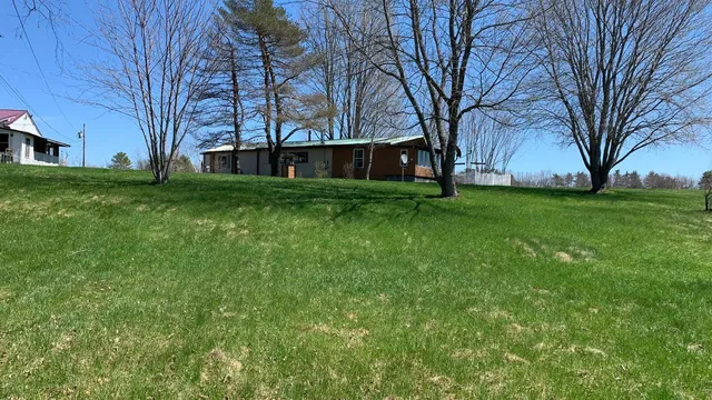 $25,000 | 38 Island Farm Road, Levant, ME 04456