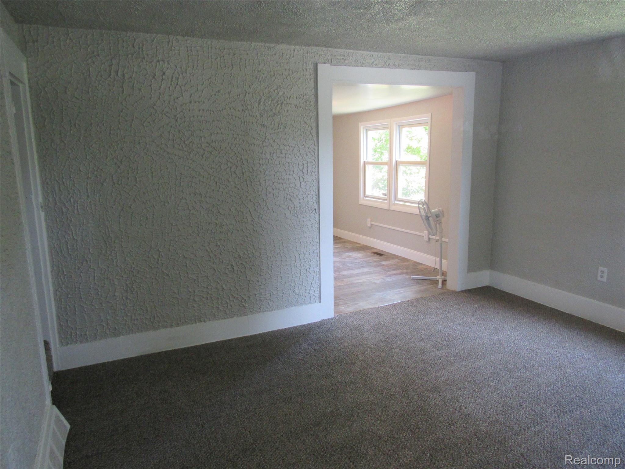 10141 Hegel Road Goodrich, MI 48438 - Photo 17 of 23 56887380-9062-4609-B1A8-8A02E3DCE7DD.jpeg