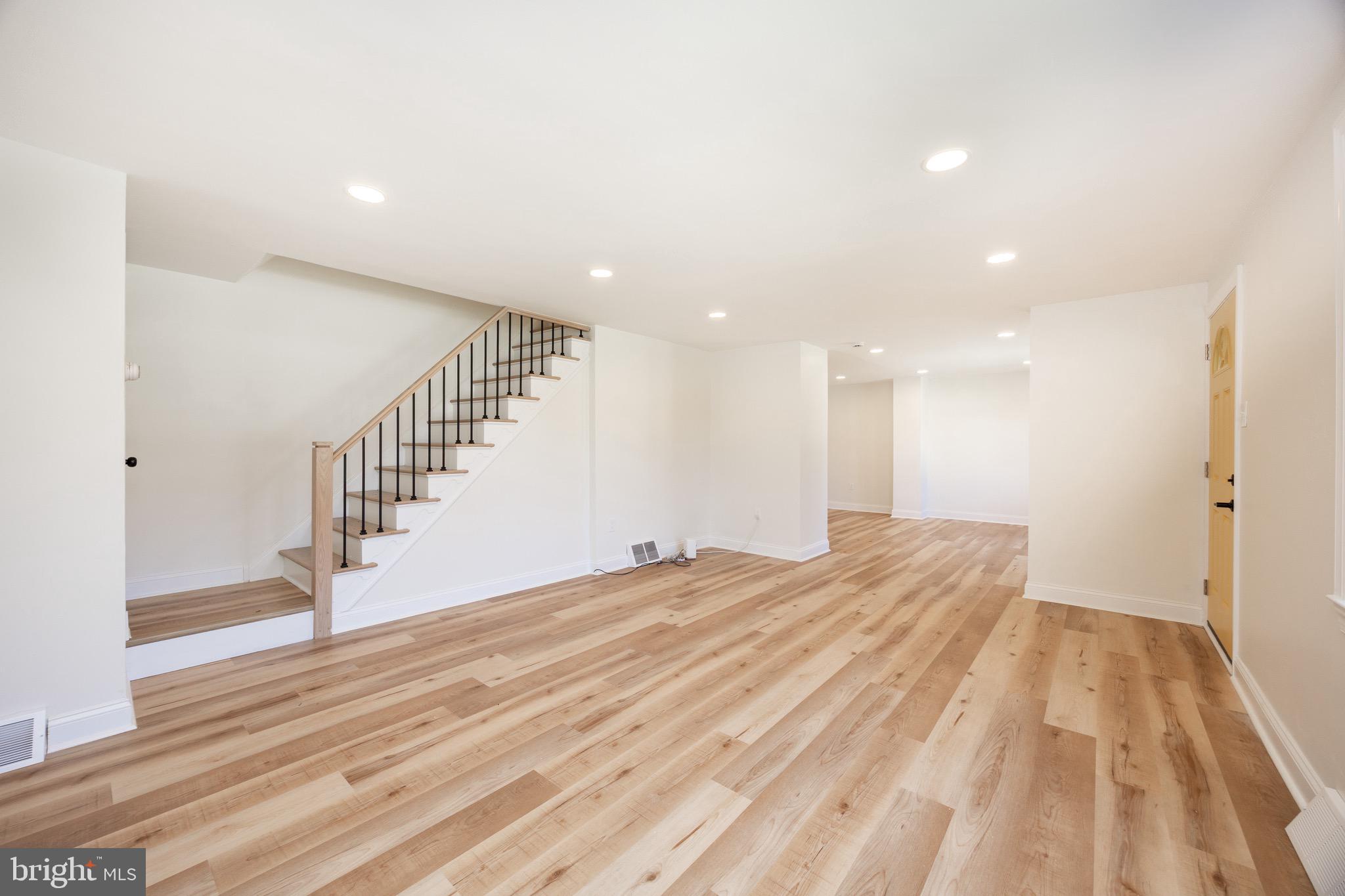 428 Adair Road Holmes, PA 19043 - Photo 9 of 59 Front Family Room