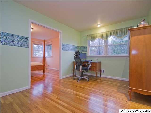 4 Prince Edward Road Morganville, NJ 07751 - Photo 16 of 25 Additional Photo