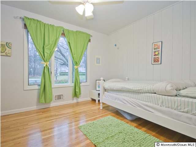 4 Prince Edward Road Morganville, NJ 07751 - Photo 18 of 25 Additional Photo