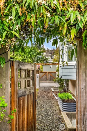 $2,250,000 | 227 29th Avenue East, Seattle, WA 98112