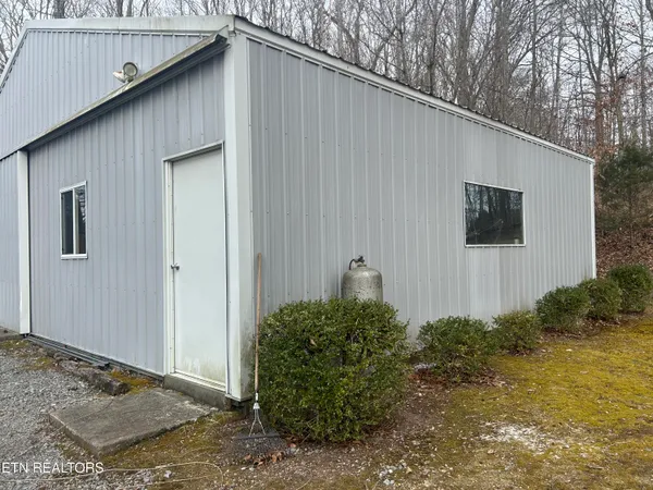 $389,000 | 183 Lantz Drive, Jonesville, VA 24263
