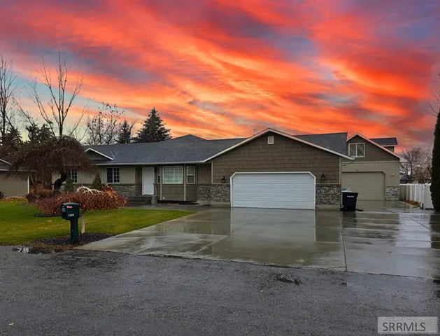 $725,000 | 1900 Spencer Lane, Ammon, ID 83406