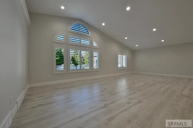 $725,000 | 1900 Spencer Lane, Ammon, ID 83406