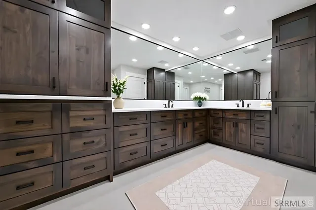 $725,000 | 1900 Spencer Lane, Ammon, ID 83406