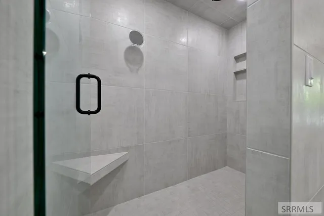 $725,000 | 1900 Spencer Lane, Ammon, ID 83406