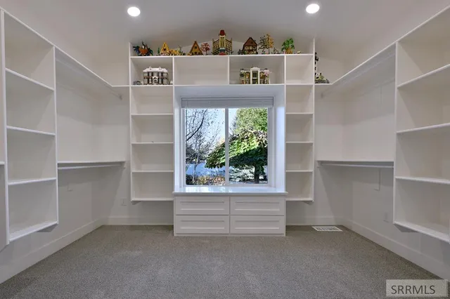 $725,000 | 1900 Spencer Lane, Ammon, ID 83406