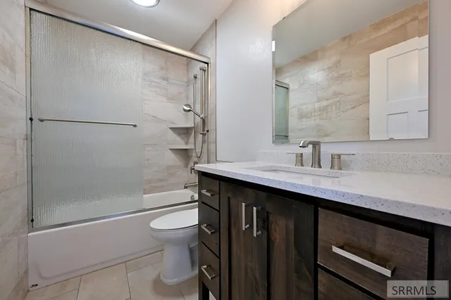 $725,000 | 1900 Spencer Lane, Ammon, ID 83406