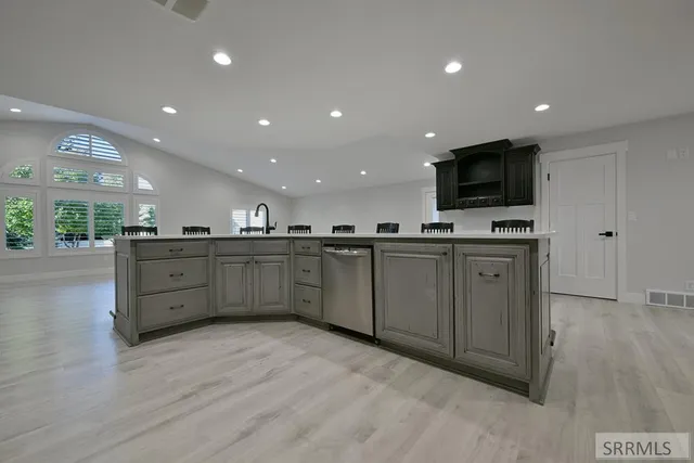 $725,000 | 1900 Spencer Lane, Ammon, ID 83406