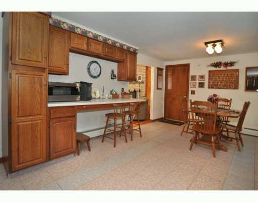 210 Lydia Ann Road Smithfield, RI 02917 - Photo 4 of 12 Kitchen.