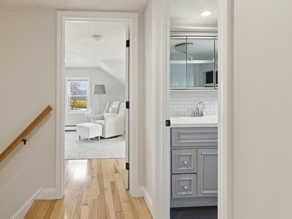 112 Pleasant Street Walpole, MA 02032 - Photo 19 of 35