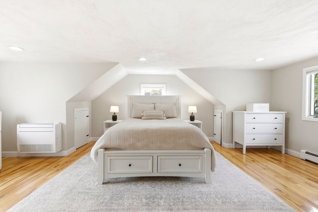 112 Pleasant Street Walpole, MA 02032 - Photo 22 of 35