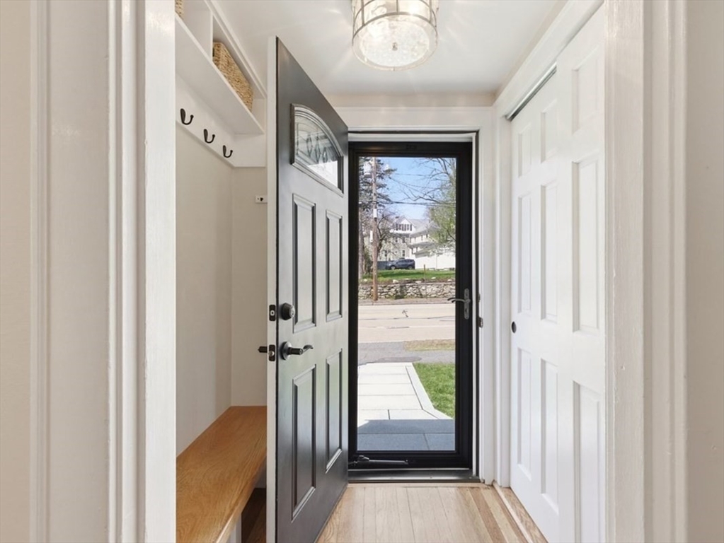 112 Pleasant Street Walpole, MA 02032 - Photo 3 of 35