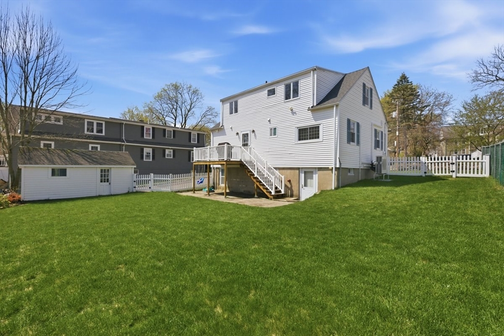 112 Pleasant Street Walpole, MA 02032 - Photo 32 of 35