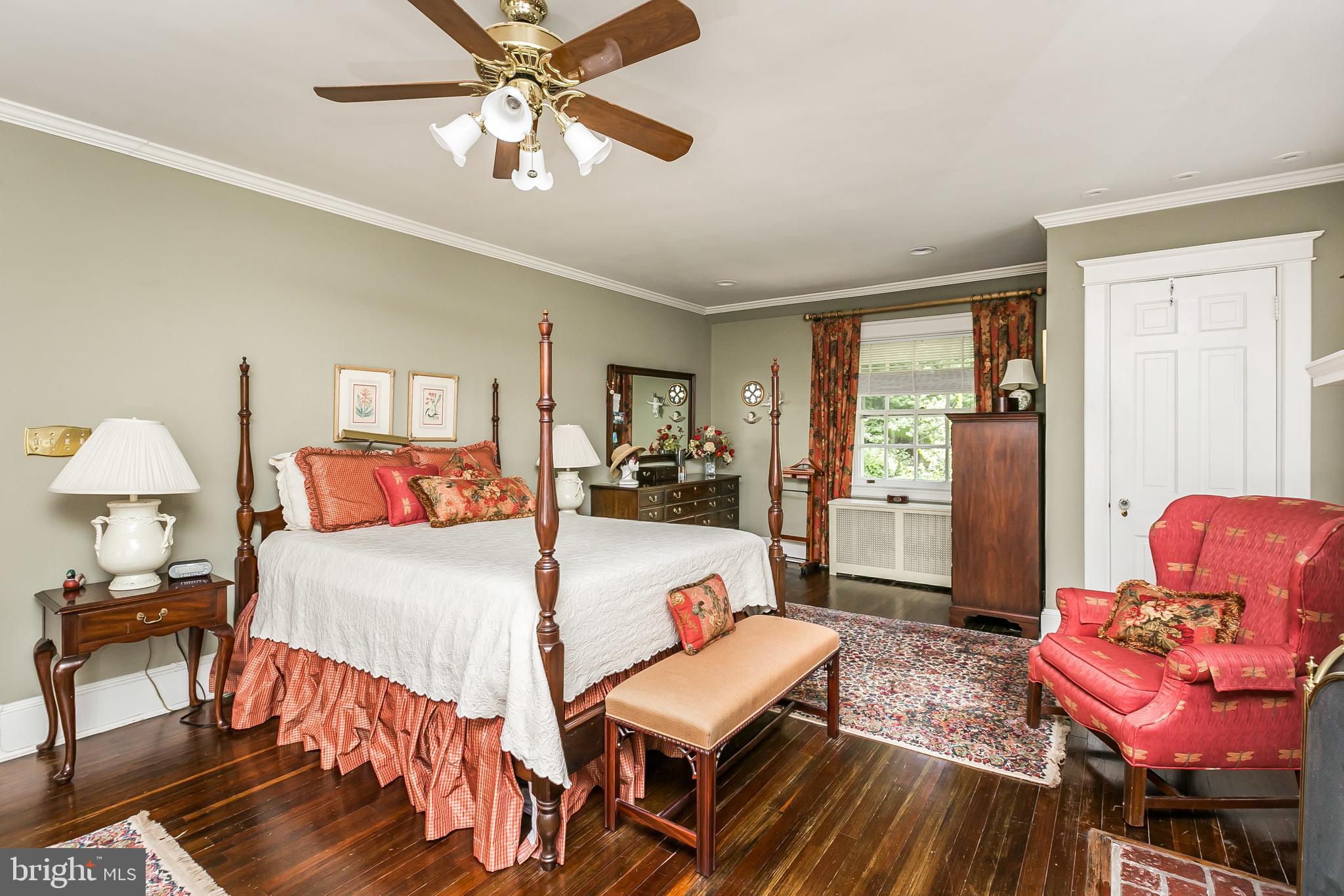 303 Edgevale Road Baltimore, MD 21210 - Photo 18 of 37