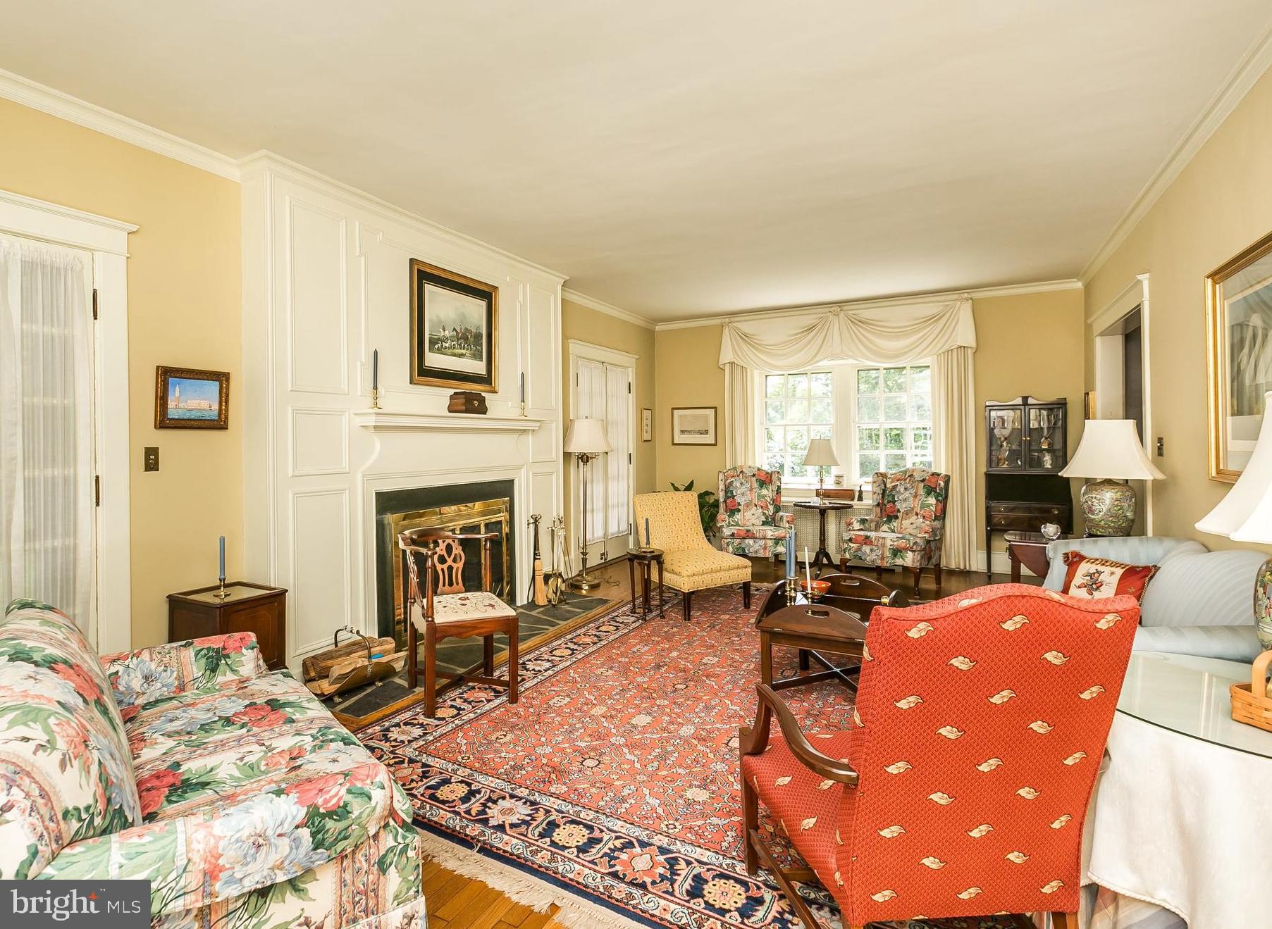 303 Edgevale Road Baltimore, MD 21210 - Photo 6 of 37