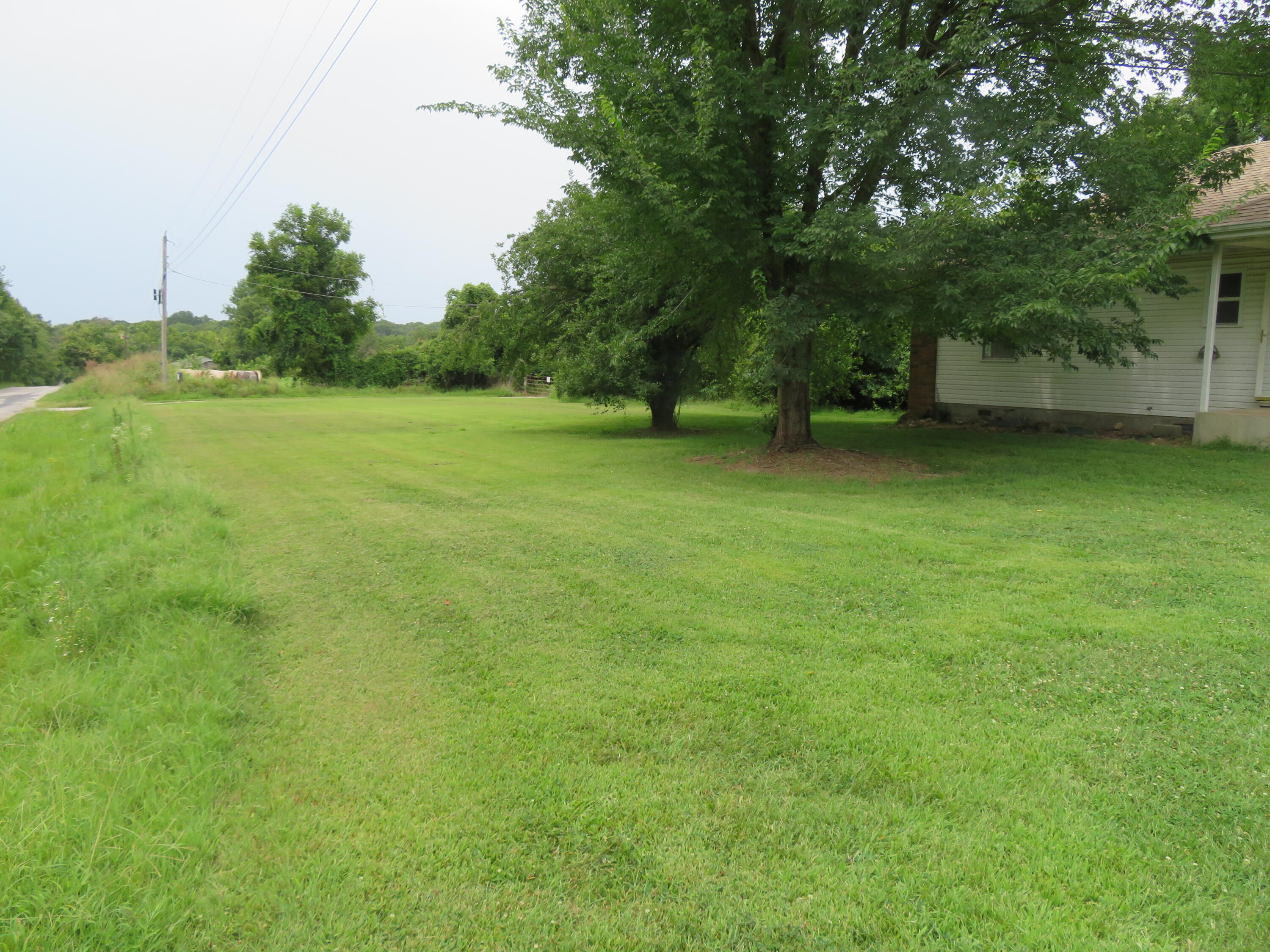 411 East 330th Road Humansville, MO 65674 - Photo 5 of 29 IMG_4920