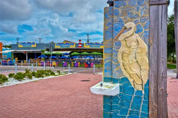 $1,695 | 3017 49th Street South, Unit 12, Gulfport, FL 33707