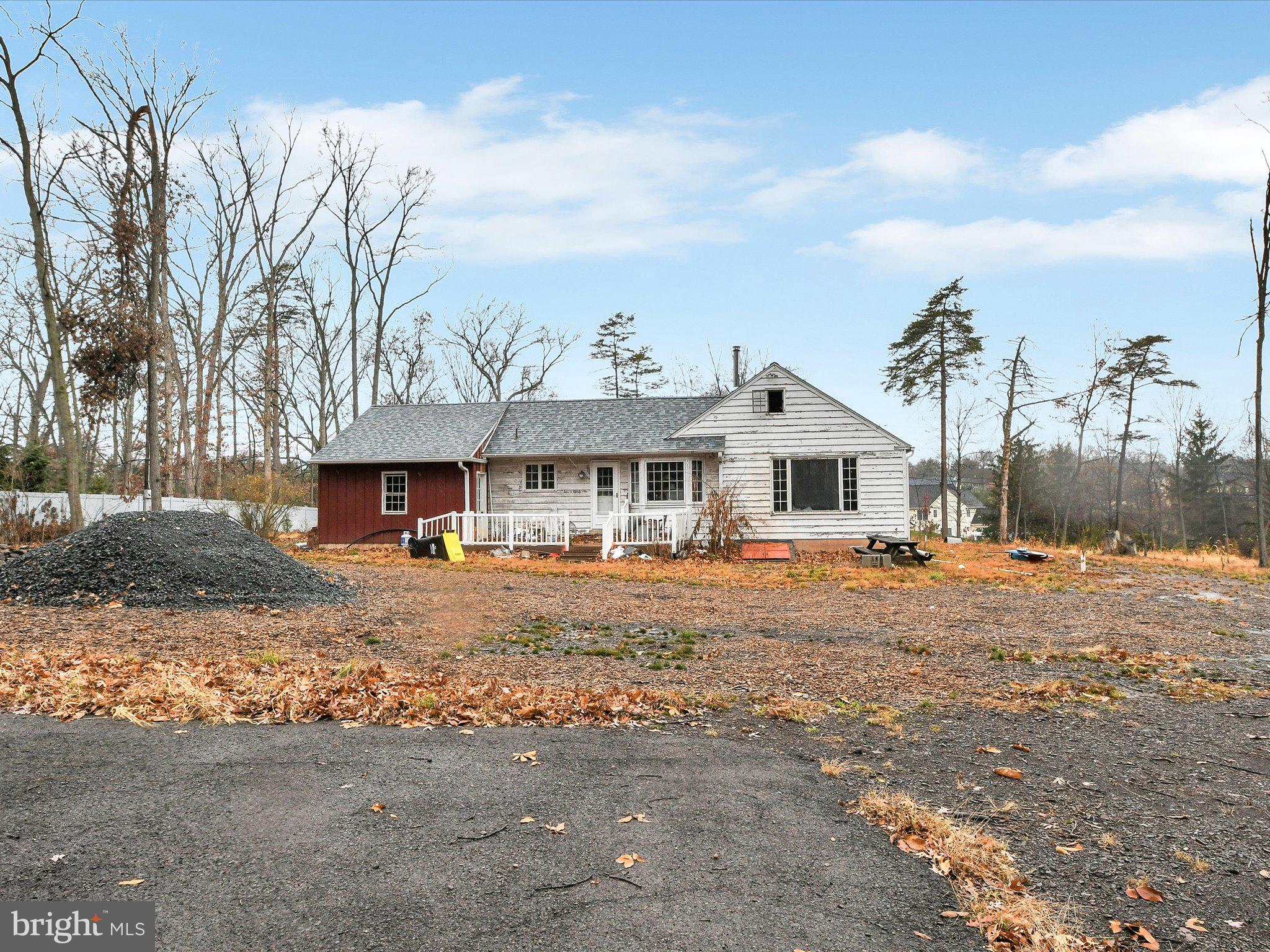 850 Upper Mainland Road Harleysville, PA 19438 - Photo 36 of 39 Gallery Image 36