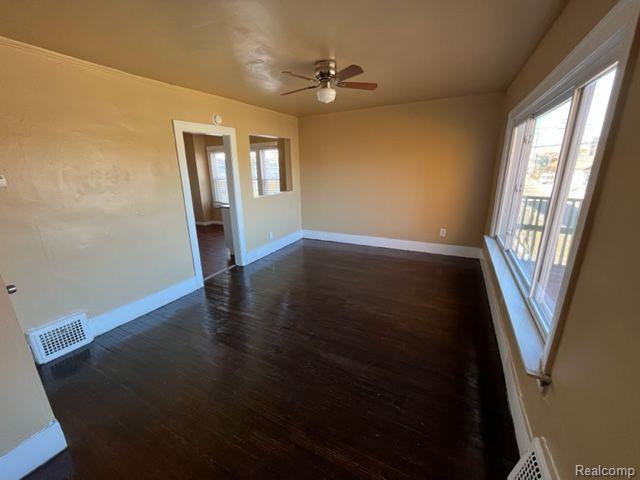42 Oak Street, Unit 2 River Rouge, MI 48218 - Photo 2 of 11
