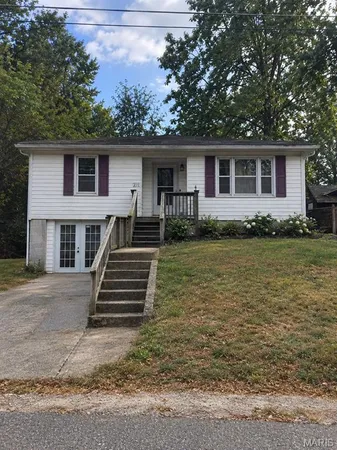 $99,000 | 101 East 6th Street, Dixon, MO 65459